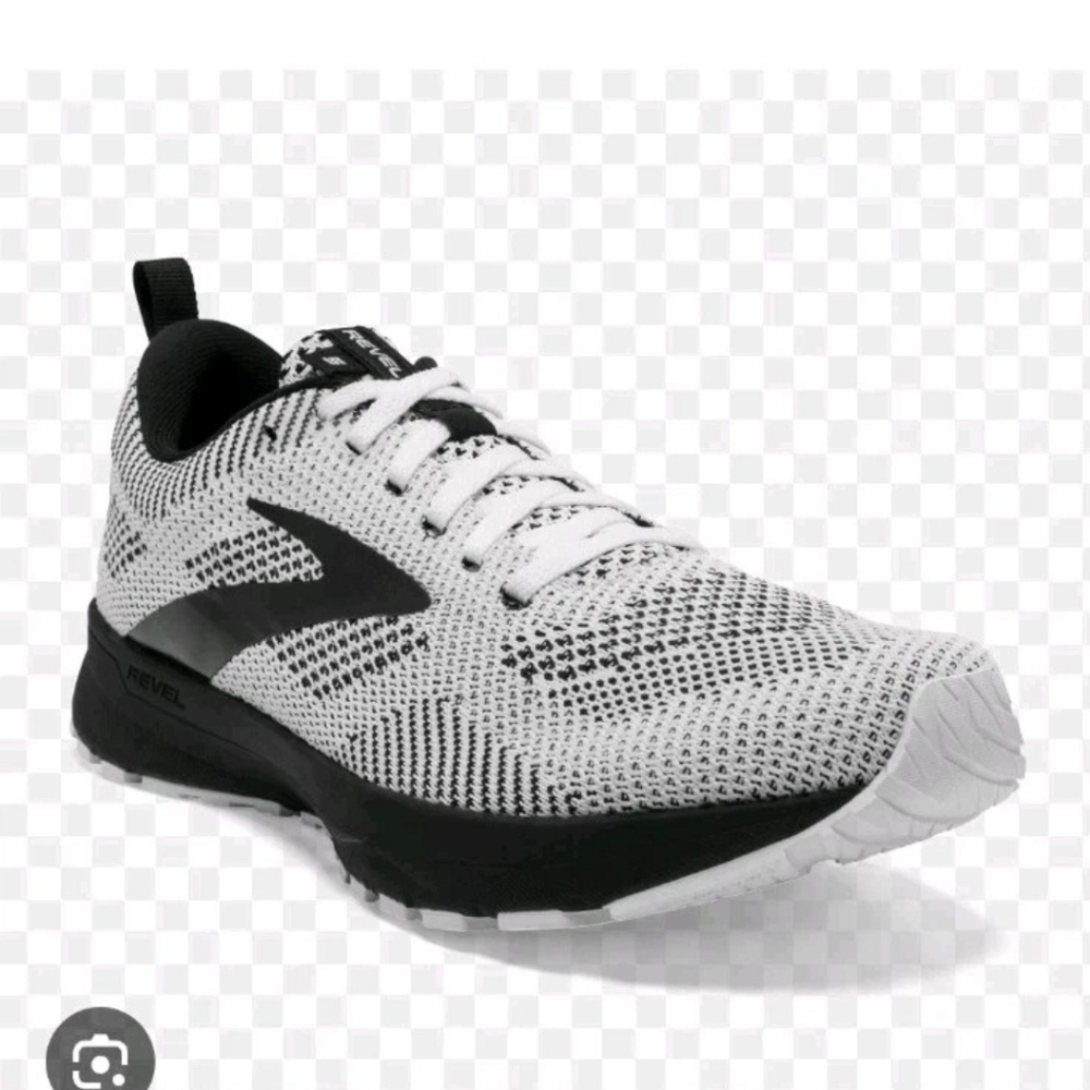 Brooks Revel 5 White Black Size 9.5M Running Athletic Shoes Sneakers $75 MSRP